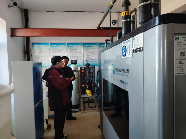 扎賚諾爾區(qū)疾控中心開展集中式供水單位水質(zhì)消毒方式現(xiàn)場調(diào)查，筑牢飲水安全防線